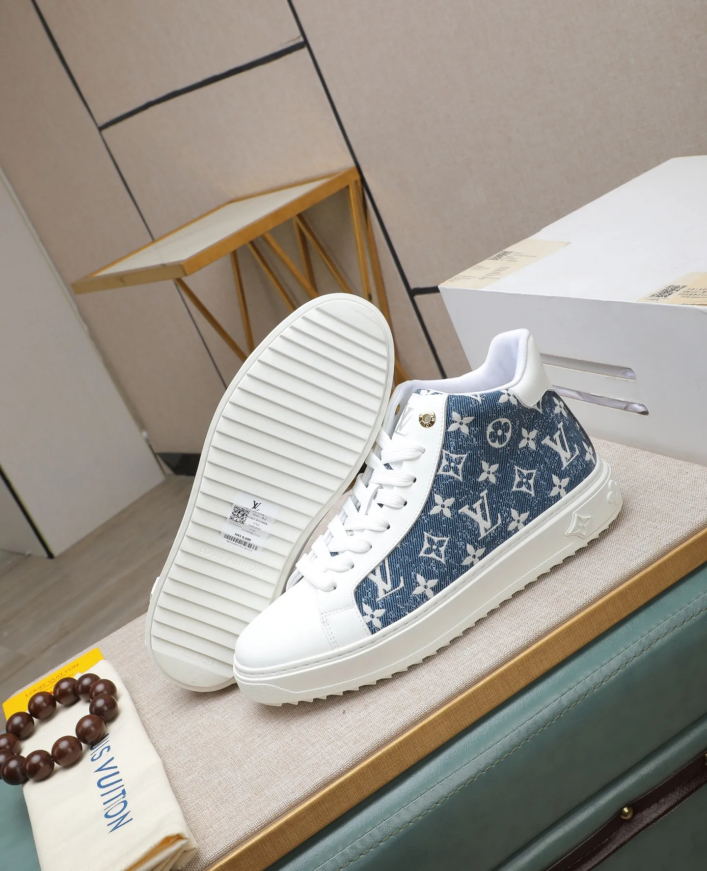 Men's shoes 💰580 📛📛【LOUIS VUITTON】Louis Vuitton official website synchronized new products 👟Milan fashion catwalk style 🇰🇾🇰🇾LV family logo, celebrity style, a must-have for fashionistas ⚠️First-layer calfskin ➕Genuine leather lining ➕Official website original version special outsole 👞Number 38-44